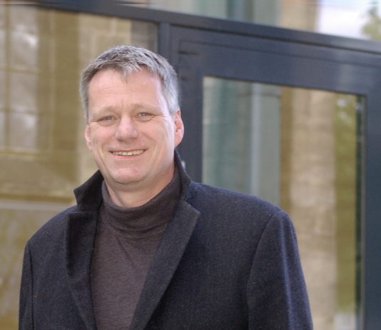 „Ohne Unterschiede!“ – Nicht-Muslime fordern einen fairen Umgang mit Muslimen in Politik, Medien und Verwaltung